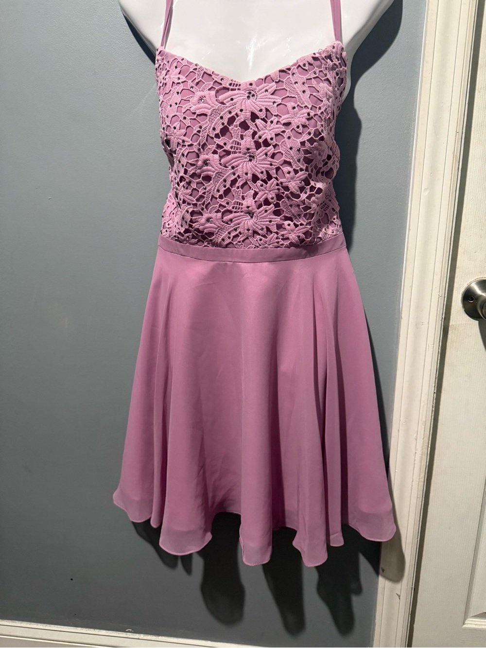 Alyce Paris NWT Mauve Pink Crochet Lace Rhinestone Strap Back Mini Dress 3720 10